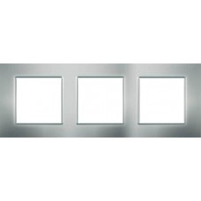MGU6.706.55 Рамка 3-місна Unica Quadro. Колір Сріблястий