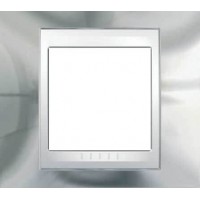Рамка одноместная Unica Top. Цвет Блестящий хром/Белый MGU66.002.810 Рамка одноместная Unica Top. Цвет Блестящий хром/Белый MGU66.002.810